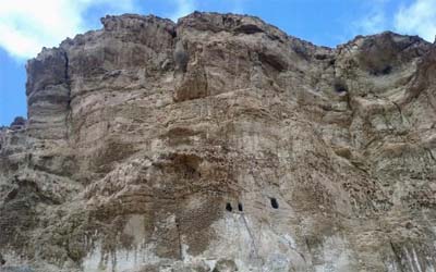 غار قلعه جوق اراک 